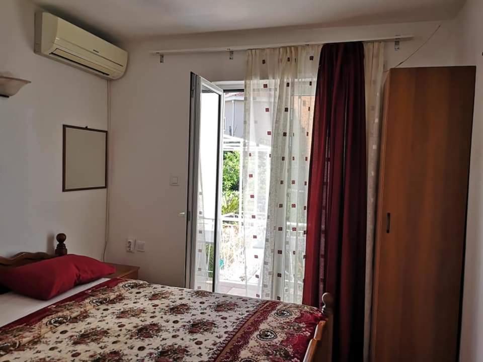 Apartmani Becici Værelse billede