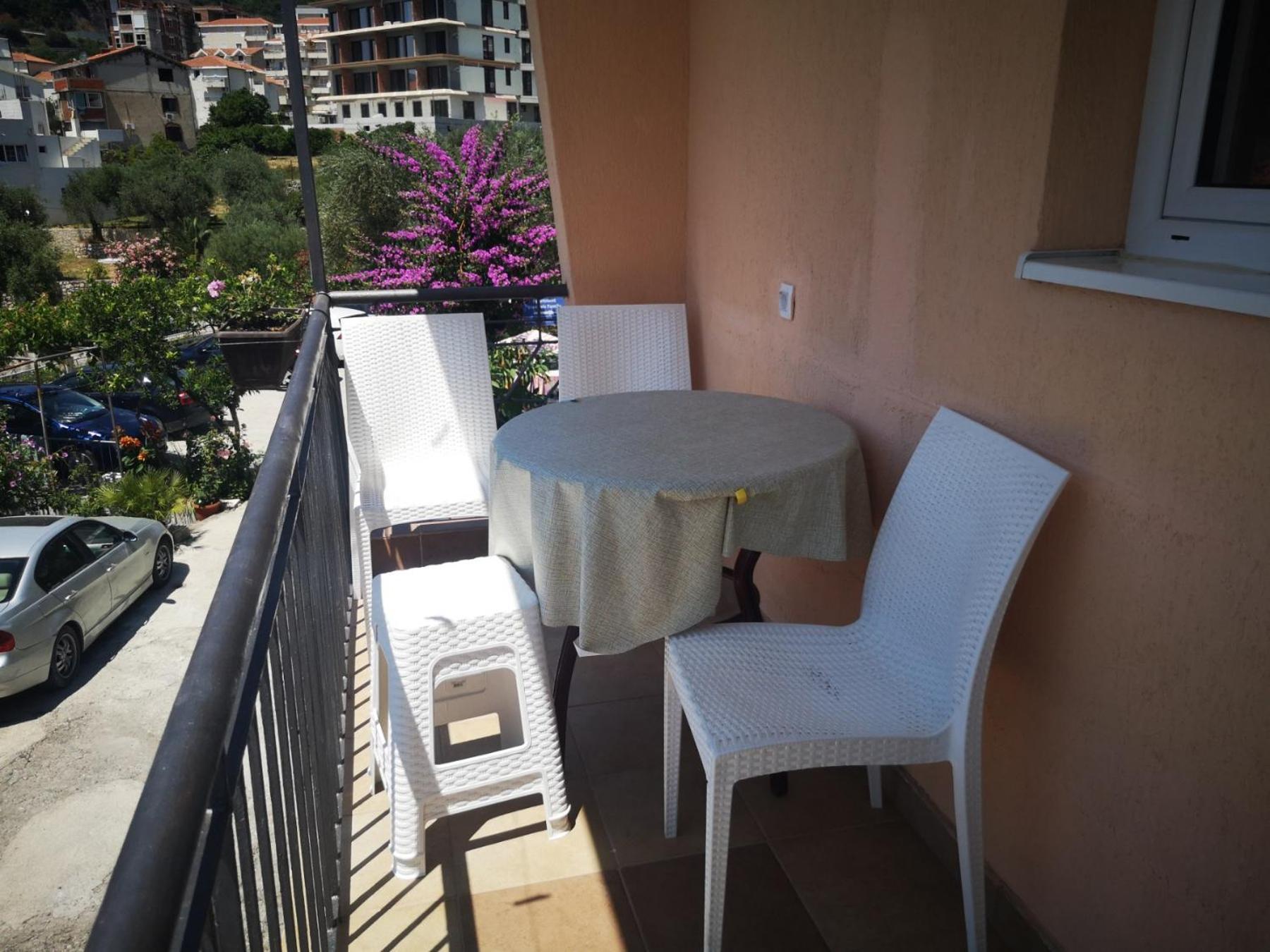 Apartmani Becici Værelse billede