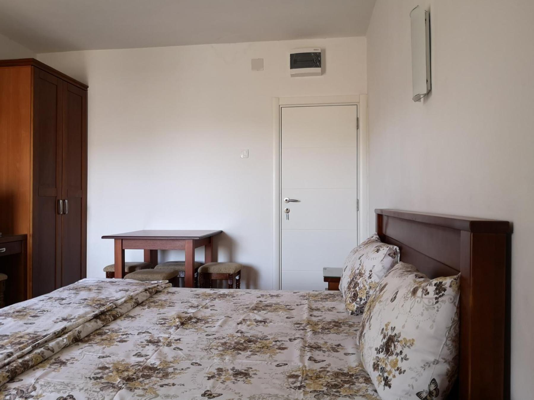 Apartmani Becici Værelse billede