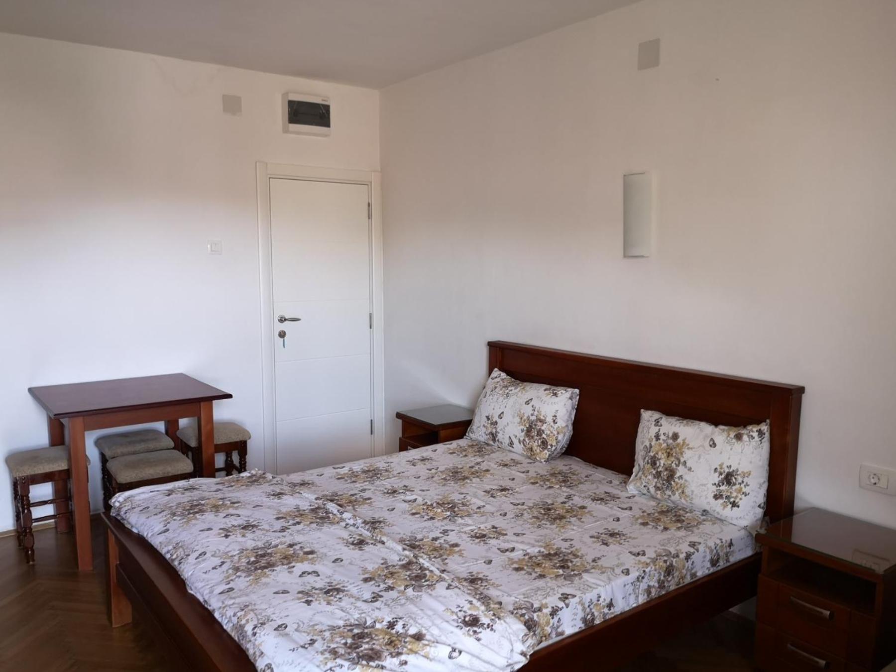 Apartmani Becici Værelse billede
